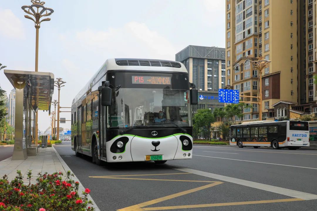“绿色氢都”重点项目建设正酣，郫都区加快推进氢能产业建圈强链